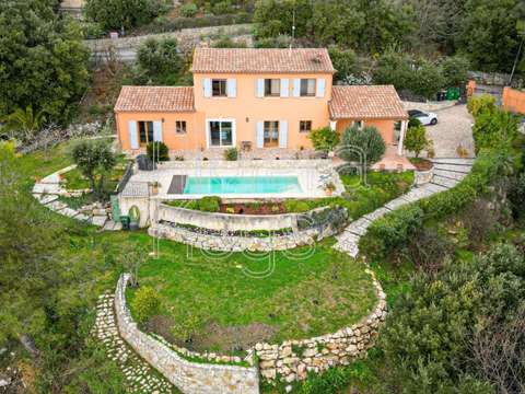 Vente maison 5 pièces Tourrettes-sur-Loup 06