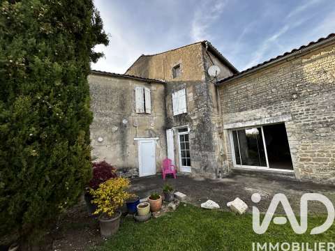 Vente maison 8 pièces Tourriers 16