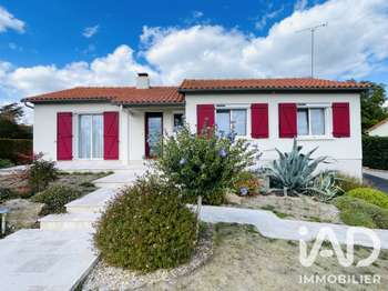 Maison 7 pièces 134 m² · à Toutlemonde · 134 m² · 275 000 €