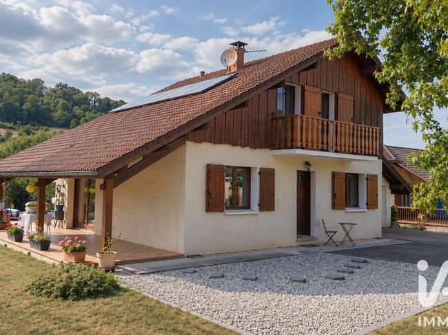 Maison 6 pièces 121 m² · à Traize · 121 m² · 356 000 €