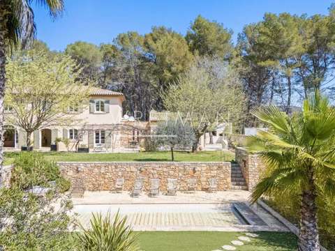 Vente maison 10 pièces Trans-en-Provence 83