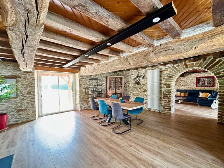 Vente maison 9 pièces