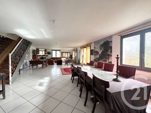 Vente maison 8 pièces