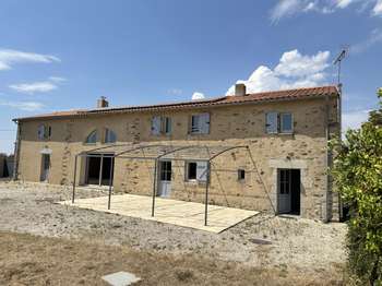 Vente Maison 3 chambresTreize-Septiers