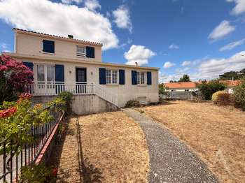 Vente maison 10 pièces Treize-Septiers 85