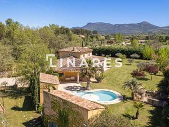 Vente maison 9 pièces Trets 13