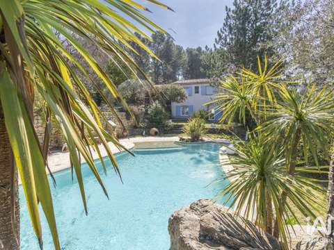 Vente maison 5 pièces Trets 13