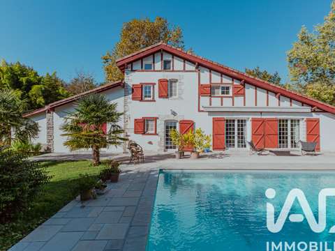 Vente maison 6 pièces Urt 64