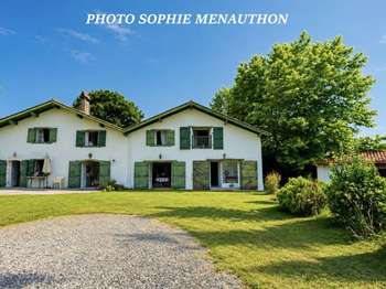 Vente maison 14 pièces Urt 64