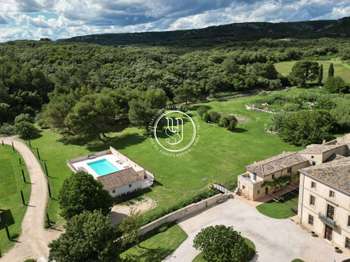 Vente maison 20 pièces Uzès 30