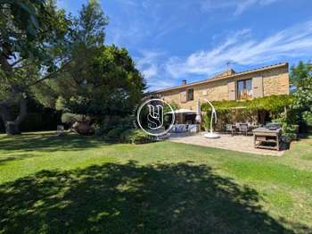 Maison 18 pièces 529 m² · à Uzès · 529 m² · 1 650 000 €