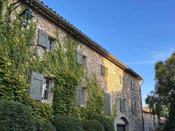 Maison 10 pièces 342 m² · à Uzès · 342 m² · 950 000 €
