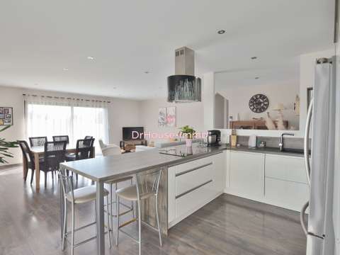 Vente maison 5 pièces Vairé 85