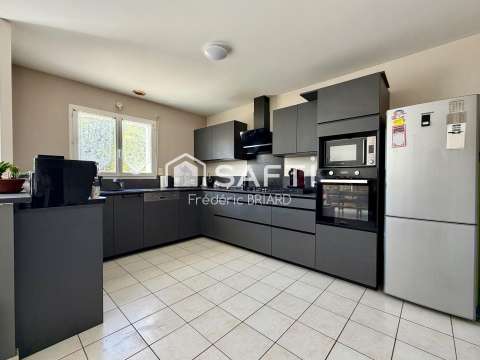 Vente maison 4 pièces Vairé 85