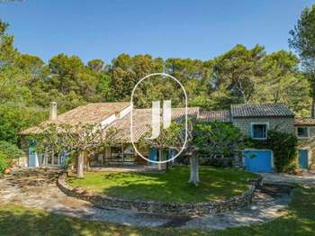 Vente maison 10 pièces Vaison-la-Romaine 84