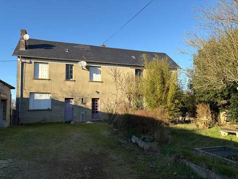 Vente maison 5 pièces Val-au-Perche 61