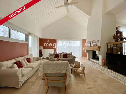 Vente maison 8 pièces