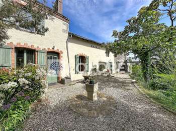 Vente maison 6 pièces Val-en-Vignes 79