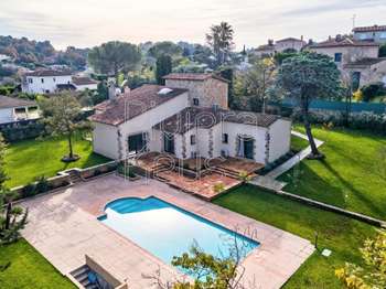 Vente maison 7 pièces Valbonne 06