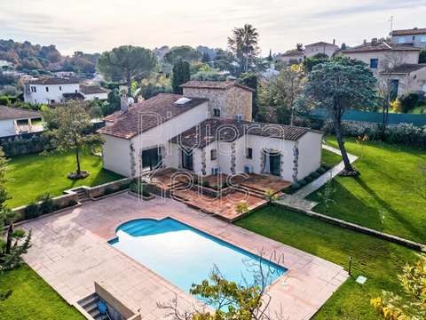 Vente maison 7 pièces Valbonne 06