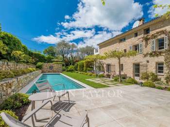 Vente maison 8 pièces Valbonne 06