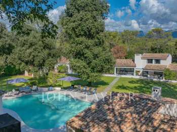Vente maison 10 pièces Valbonne 06