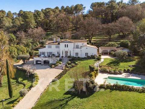 Vente maison 8 pièces Valbonne 06
