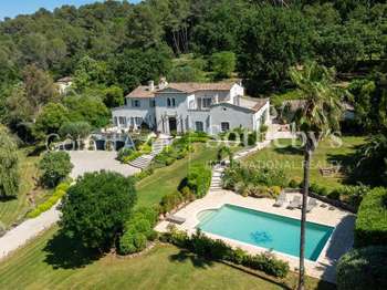 Maison 11 pièces 567 m² · à Valbonne · 567 m² · 8 200 000 €