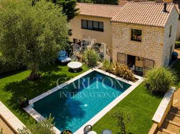 Vente maison 6 pièces Valbonne 06