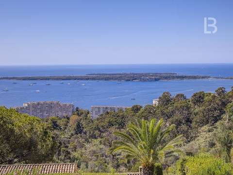 Vente maison 7 pièces Vallauris 06