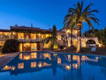 Maison 5 pièces 262 m² · à Vallauris · 262 m² · 3 495 000 €