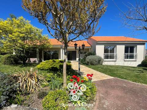 Vente maison 8 pièces Vallet 44