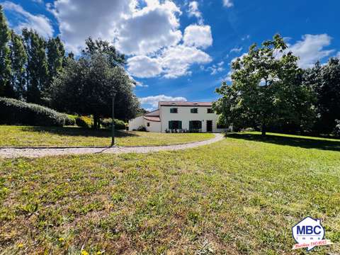 Vente maison 9 pièces