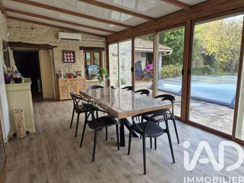Vente maison 8 pièces Vançais 79