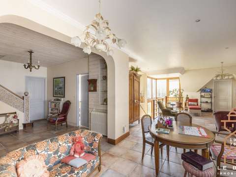 Vente maison 8 pièces