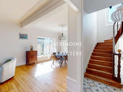 Vente maison 11 pièces Vannes Centre Ville 56