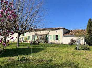 Vente maison 4 pièces Vanzac 17