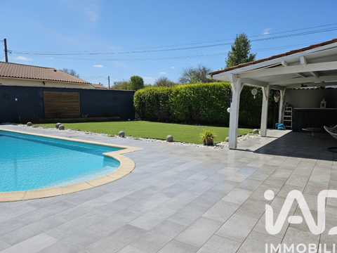 Vente maison 7 pièces Varaize 17