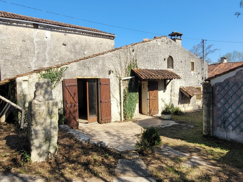 Vente maison 5 pièces Varaize 17