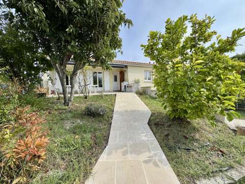 Vente maison 4 pièces Vaux-sur-Mer 17