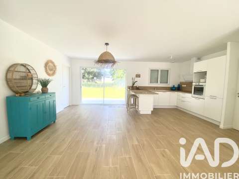 Vente maison 4 pièces Vaux-sur-Mer 17