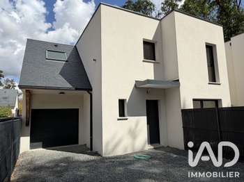 Maison 5 pièces 107 m² · à Veigné · 107 m² · 265 000 €