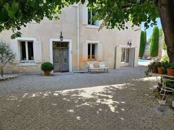 Maison 14 pièces 370 m² · à Velleron · 370 m² · 1 050 000 €
