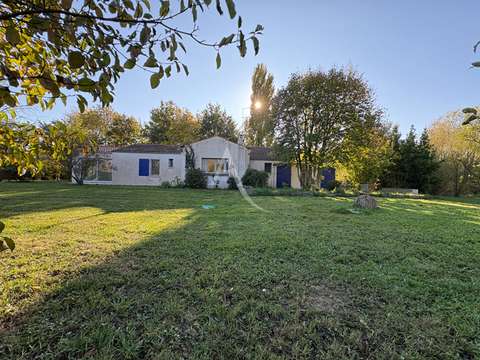 Vente maison 5 pièces Velluire 85