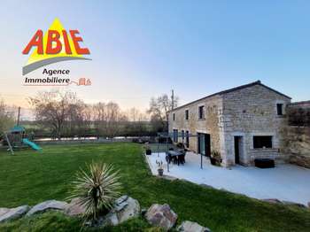 Vente maison 5 pièces Velluire 85