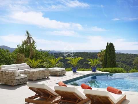 Vente maison 7 pièces Vence 06