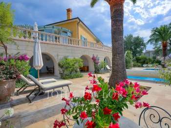 Vente maison 8 pièces Vence 06