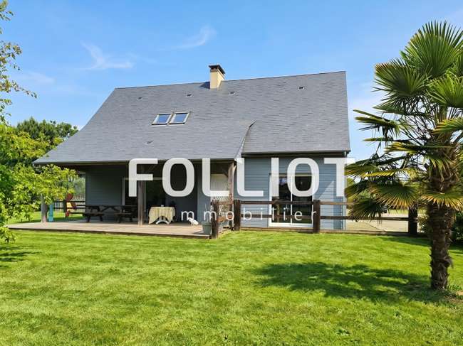 Maison 8 pièces 182 m² · à Ver · 182 m² · 320 000 €