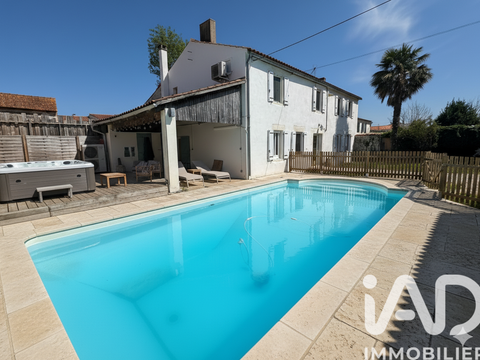 Vente maison 7 pièces Vérines 17