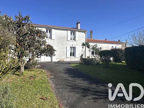 Vente maison 5 pièces Vérines 17